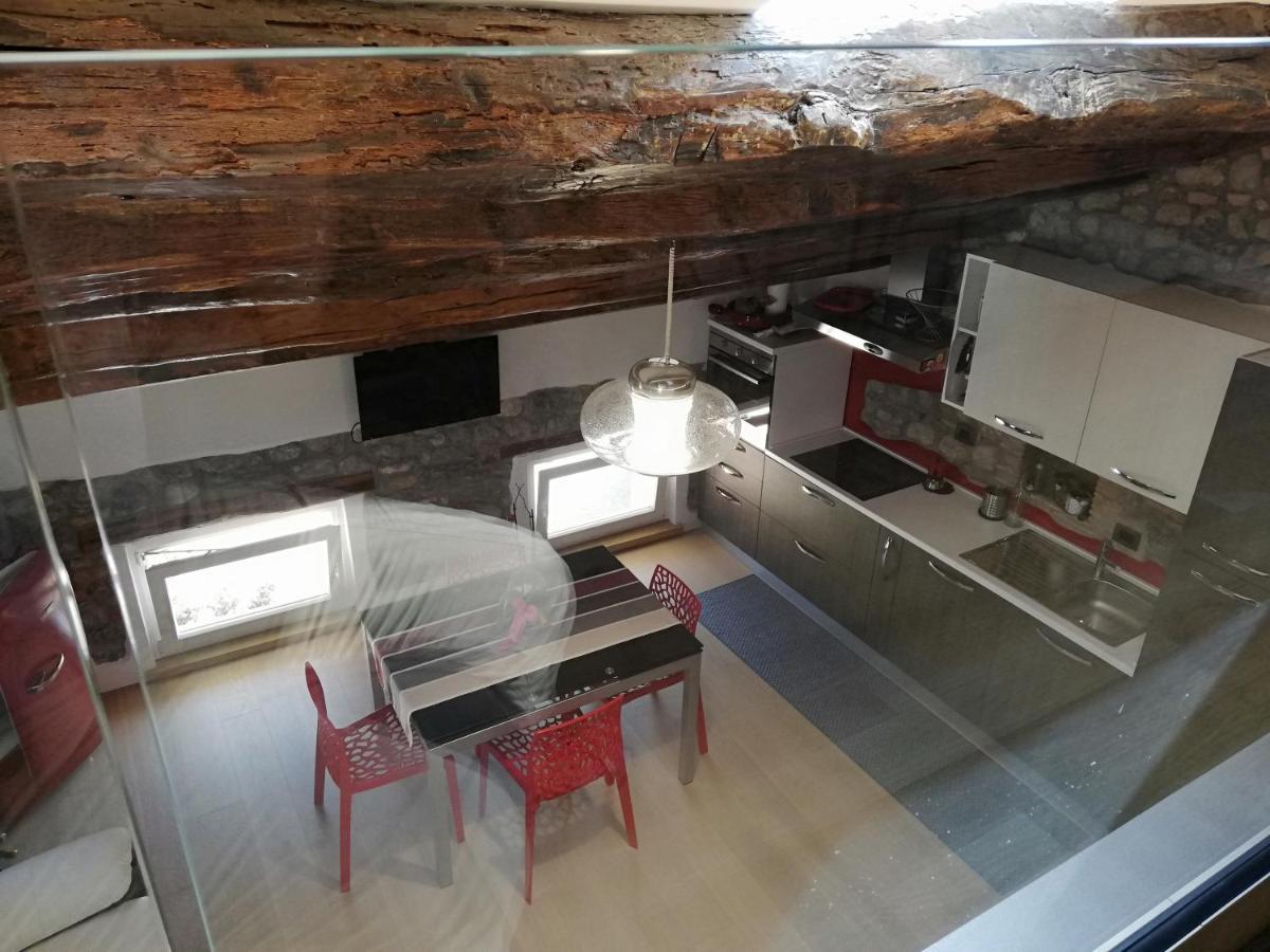 Loft In Piazza Con Soppalco Cividale del Friuli Exterior foto
