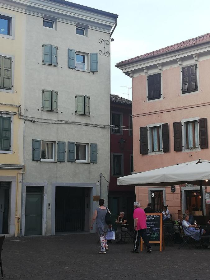 Loft In Piazza Con Soppalco Cividale del Friuli Exterior foto